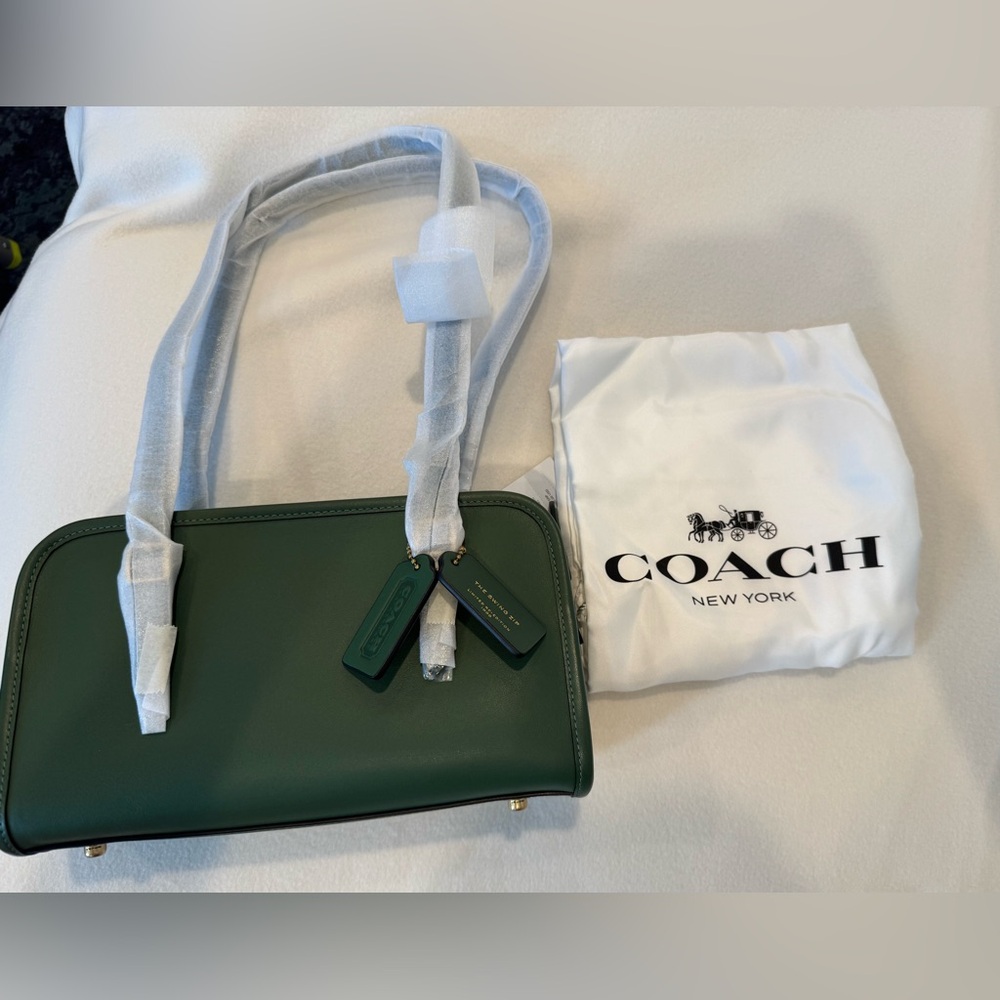Original Coach The swing zip shoulder bag